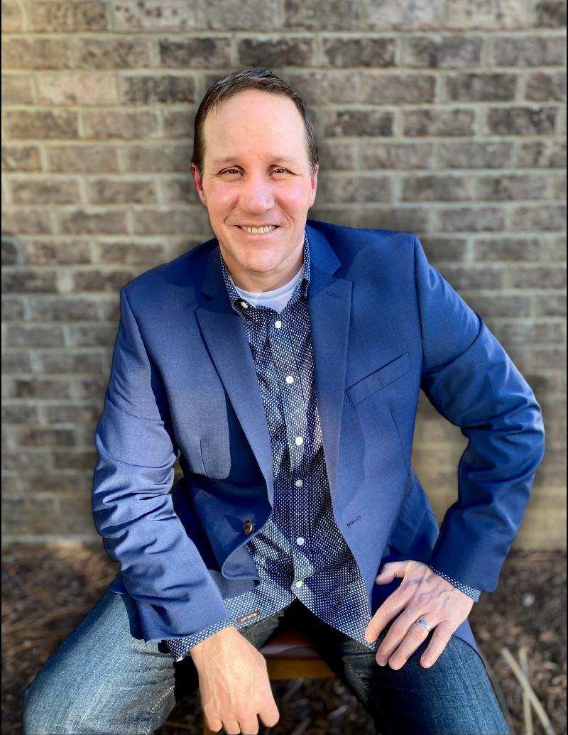 Bobby-Sidell-in-blue-jacket